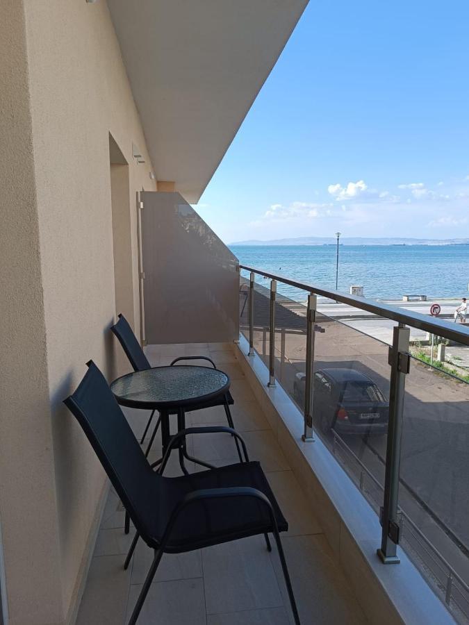 Navarino Luxe Suites With Sea View Peraía Exteriér fotografie